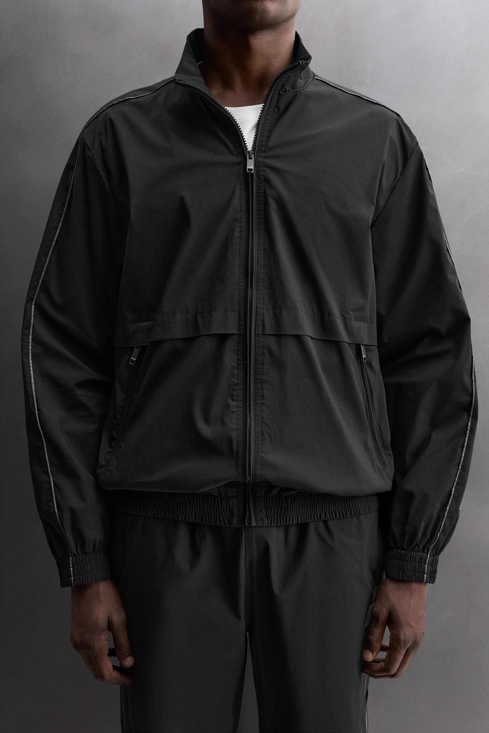 LIGHTWEIGHT TECHNICAL JACKET